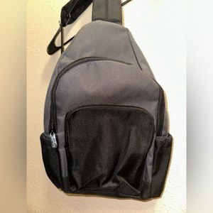 NEW Thirty One crossbody travel backpack